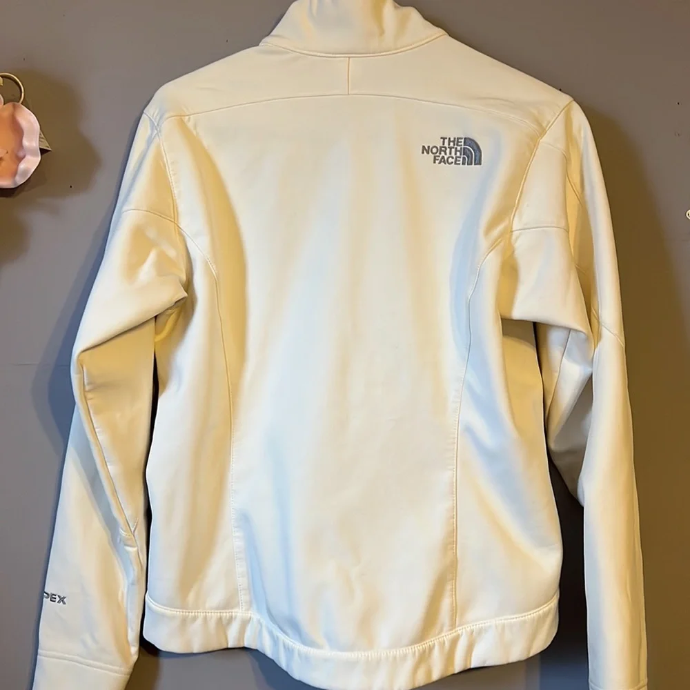 North Face jacket - Picture 4 of 4
